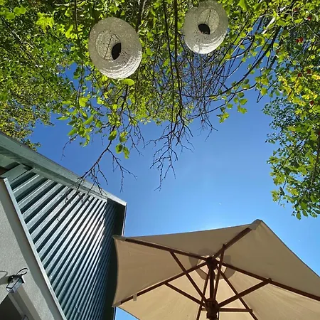 Altes Pfarrhaus Leubach * 플라던겐